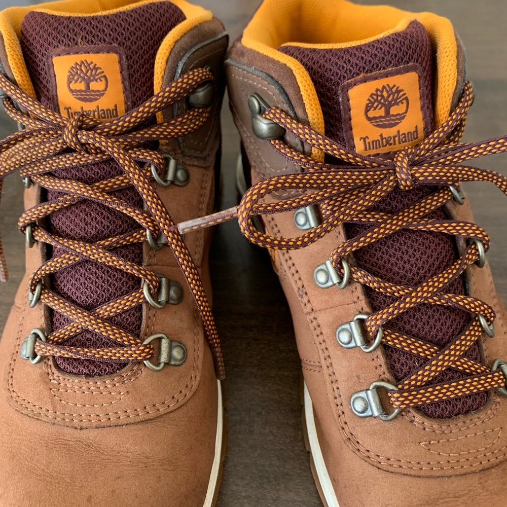 COPY - Hiking boots
